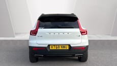 Volvo Xc40 2.0 T4 R DESIGN 5dr AWD Geartronic Petrol Estate